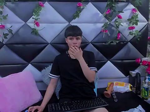 Bruno Cruzz online show from November 10, 3:05 am