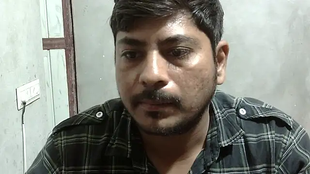 Ajmersingh335512 online show from April 23, 3:14 pm