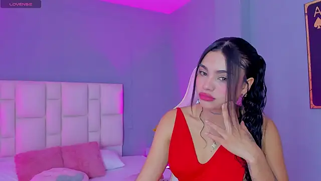 SammyRose  online show from February 8, 7:50 pm