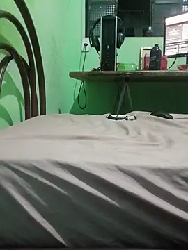 pretinha br online show from December 1, 12:15 am