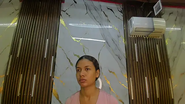 Snapshot of VictoriaDuart chatting on July 12, 7:49 pm VictoriaDuart online show from July 12, 7:49 pm
