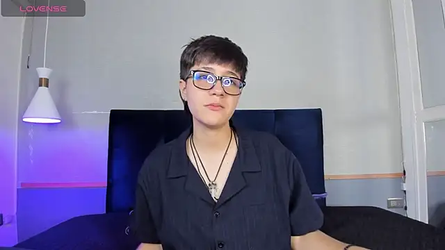 Tsuki Maru online show from November 17, 8:36 pm