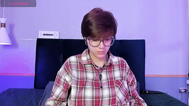 Tsuki Maru online show from March 6, 9:00 pm