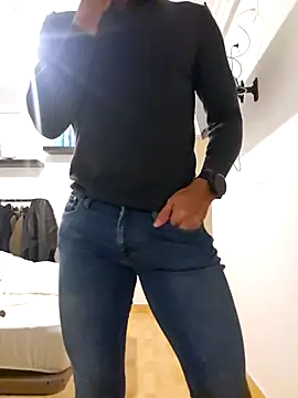 Snapshot of Latinfogoso84 chatting on November 18, 6:56 pm Latinfogoso84 online show from November 18, 6:56 pm