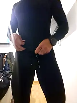 Snapshot of Latinfogoso84 chatting on November 23, 7:46 pm Latinfogoso84 online show from November 23, 7:46 pm