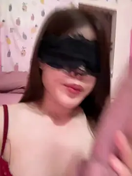 ZinzinLy online show from March 15, 4:35 pm