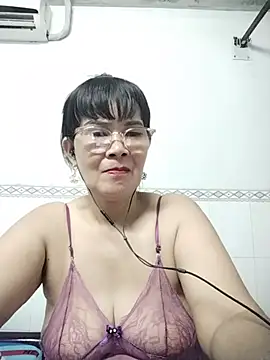 Snapshot of Ki_xxx chatting on July 4, 9:26 am Ki xxx online show from July 4, 9:26 am