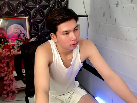 ursweet jade online show from November 13, 10:58 am