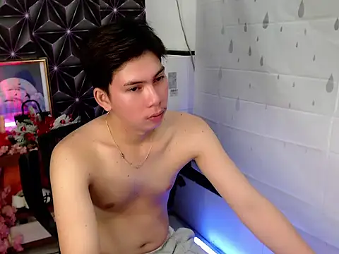 ursweet jade online show from November 14, 10:47 am