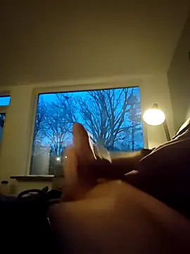 Youraverage online show from November 11, 6:24 am