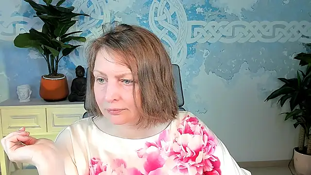 TiffanyBrauny online show from September 20, 9:21 am