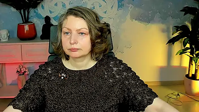 TiffanyBrauny online show from October 22, 9:53 am