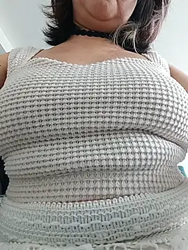 LylaVixxen online show from October 29, 5:47 pm