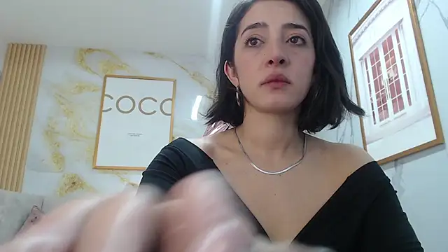 sara lopez s online show from September 25, 2:10 pm