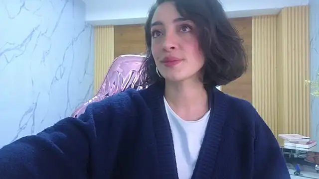 Snapshot of sara_lopez_s chatting on May 10, 1:16 pm sara lopez s online show from May 10, 1:16 pm