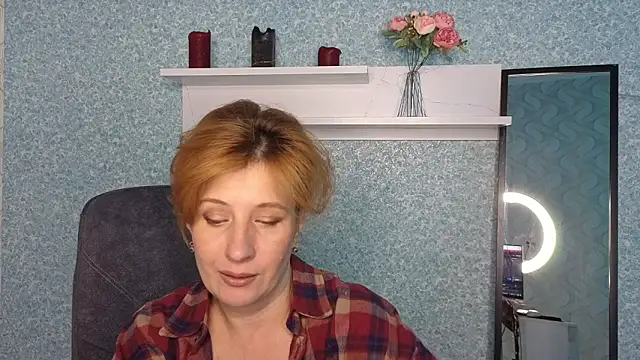 Elannaria online show from September 28, 2:44 pm