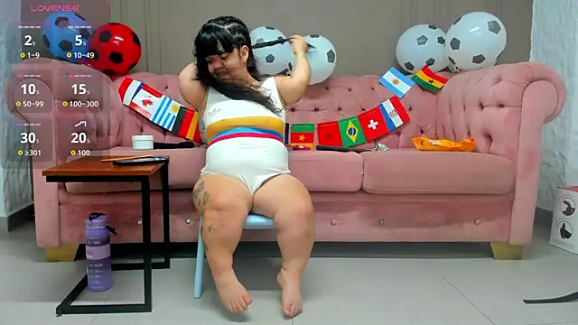 Snapshot of PamelaBonnet_mml chatting on June 23, 6:50 pm PamelaBonnet mml online show from June 23, 6:50 pm