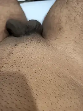 andyycandy online show from April 29, 5:11 am