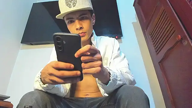 Master liam00 online show from November 26, 6:42 pm