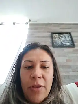 Snapshot of KittyHoleshot87 chatting on June 24, 12:37 pm KittyHoleshot87 online show from June 24, 12:37 pm
