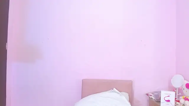 kiity horny  online show from October 16, 12:39 pm