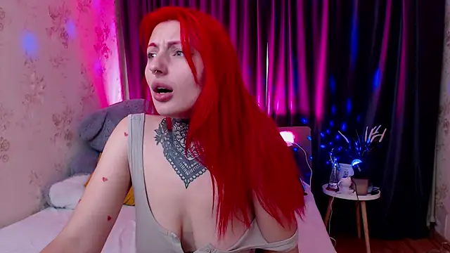 Nina Blum  online show from November 27, 7:32 am