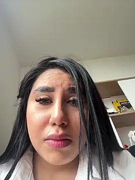 Sophie Dreamss online show from March 6, 6:59 pm