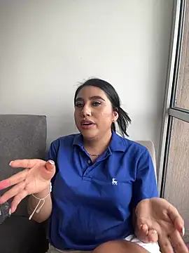 Snapshot of Sophie_Dreamss chatting on May 28, 8:28 pm Sophie Dreamss online show from May 28, 8:28 pm