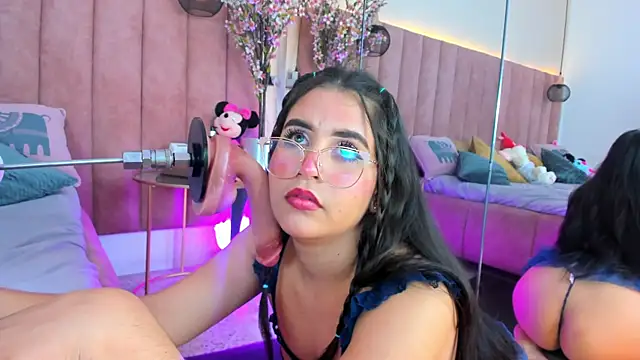 LizzyOlsen online show from October 22, 3:40 am