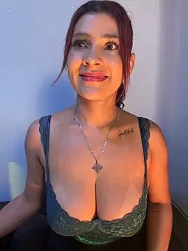 Snapshot of Skarlett_12_ chatting on June 10, 9:30 am Skarlett 12 online show from June 10, 9:30 am