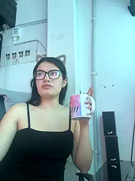 Madisson Leblanc online show from September 9, 1:21 pm