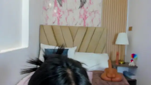 Snapshot of Thais_kim chatting on July 21, 1:24 pm Thais kim online show from July 21, 1:24 pm
