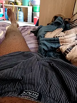 Snapshot of MPHOZA444 chatting on November 13, 7:18 am MPHOZA444 online show from November 13, 7:18 am