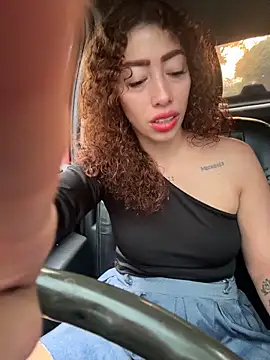 roxyrougee online show from February 8, 11:46 am