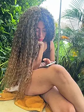 roxyrougee online show from June 29, 12:05 pm