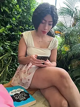 roxyrougee online show from July 1, 11:01 am