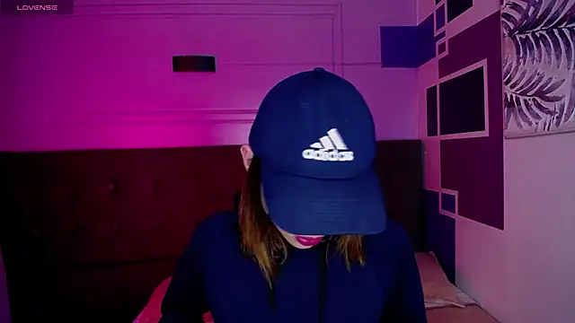 Aaron Fordd online show from October 25, 5:30 pm