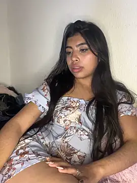 DianeSuns  online show from February 12, 3:45 am