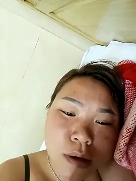 may-squirl online show from December 2, 12:38 am