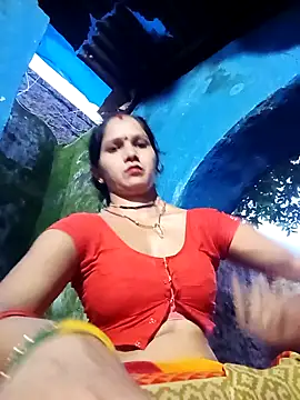 Snapshot of Jooli_xx chatting on September 19, 12:50 pm Jooli xx online show from September 19, 12:50 pm