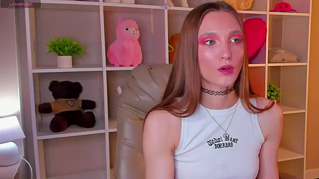 Alisha Green online show from September 19, 8:27 am