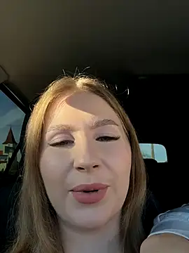 tinyolha online show from October 19, 1:34 pm