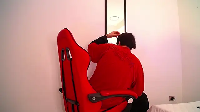 Anhonymus  online show from December 17, 2:50 am