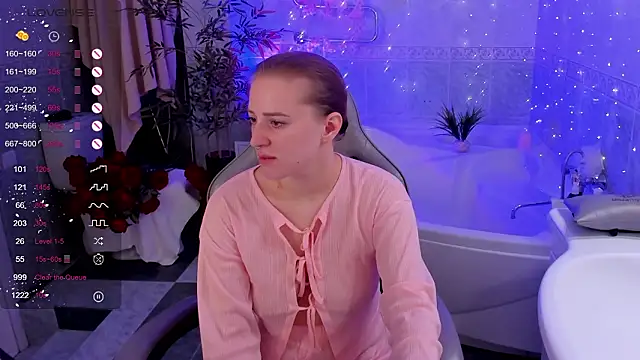 Alice Cire online show from February 4, 1:00 am