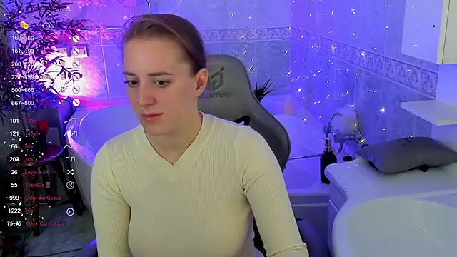 Alice Cire online show from March 11, 1:55 am