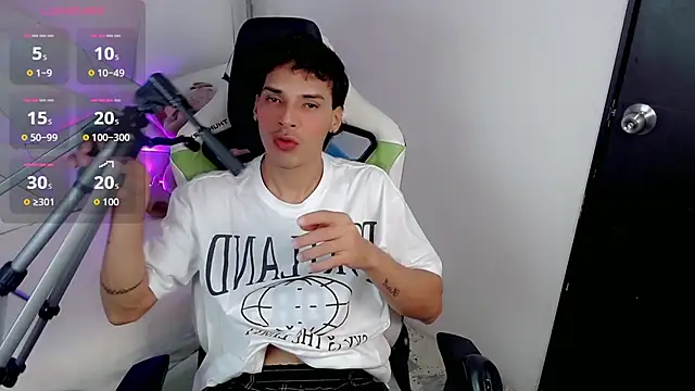 Snapshot of yankees_ chatting on September 26, 4:38 am yankees online show from September 26, 4:38 am