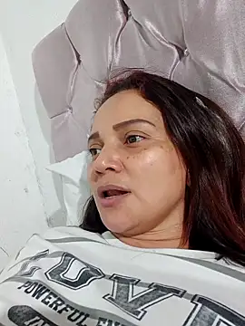 Snapshot of Amanda39 chatting on November 6, 12:55 am Amanda39 online show from November 6, 12:55 am