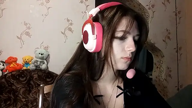 Sophiecuttie online show from October 14, 3:35 pm