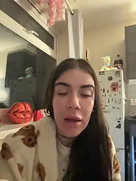 valentinalamont online show from September 13, 12:54 am