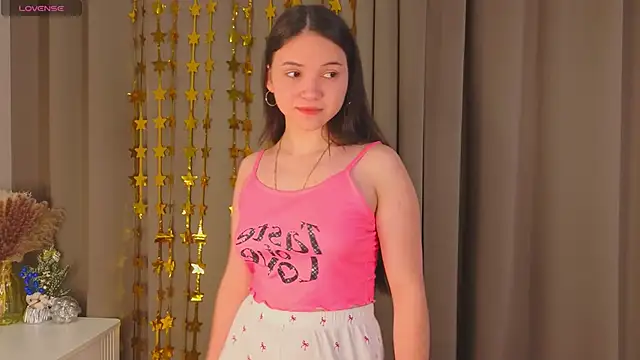 MargaretteRamp online show from December 15, 11:14 am